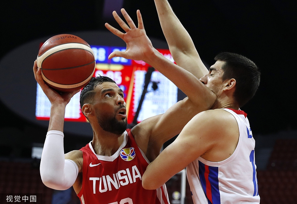 非洲篮球锦标赛进入激烈淘汰赛阶段